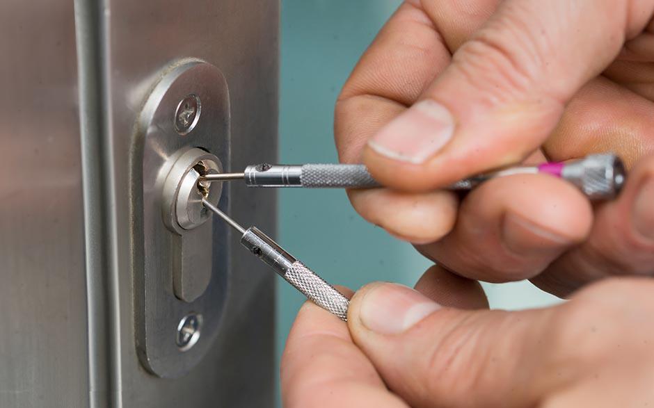 personnalisé serrurier prix changement serrure Paris 6